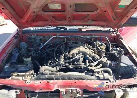 2000 Nissan Xterra Se/Xe z USA, uszkodzony, nr VIN 5N1ED28T1YC597329